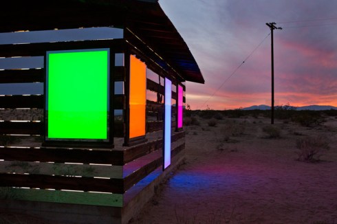 lucid-stead-mirrors-the-joshua-tree-desert-designboom-04